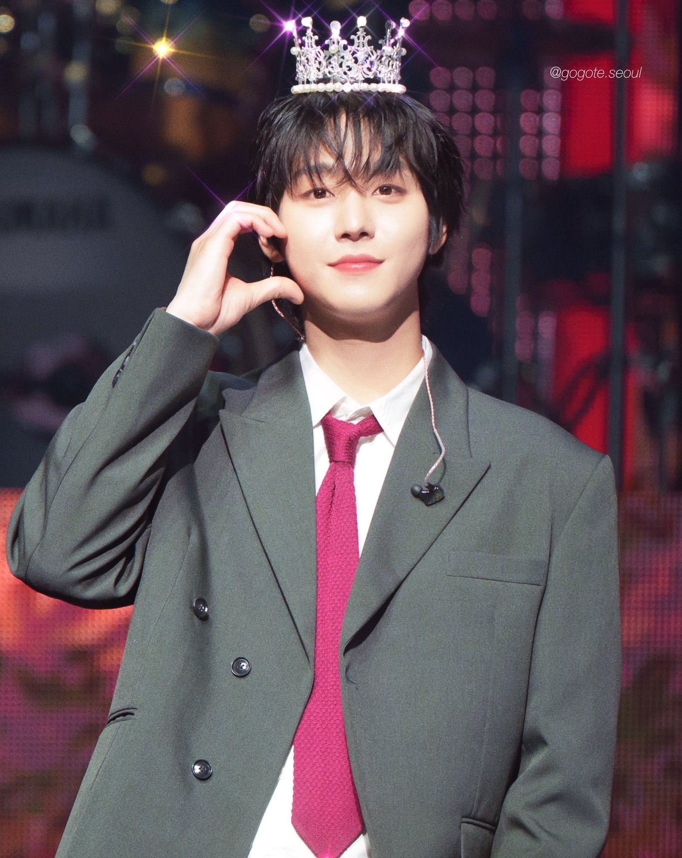 粉絲拍下的安孝燮瞬間