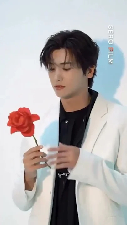 Recent activity shot of Park Hyungsik