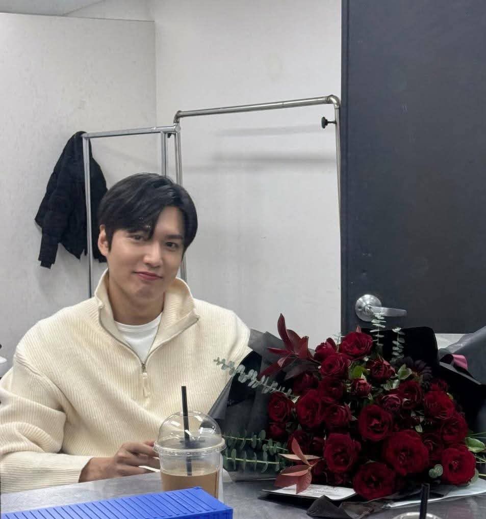 李敏镐的近期活动照