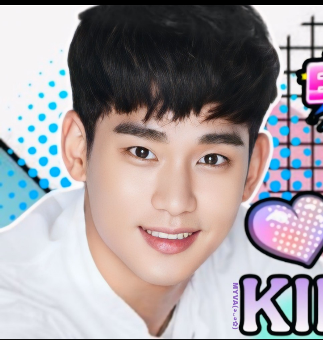 粉絲拍下的金秀賢瞬間