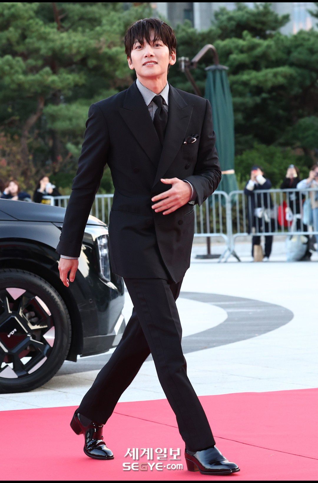 Latest photo of Ji Changwook