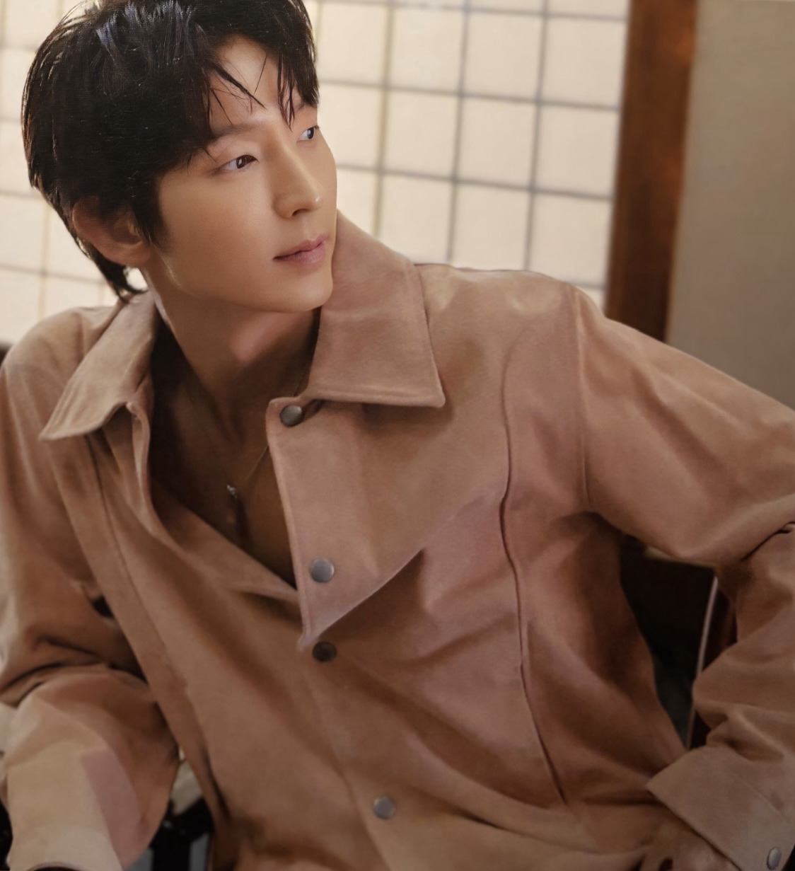 A moment captured by a fan of Lee Joongi