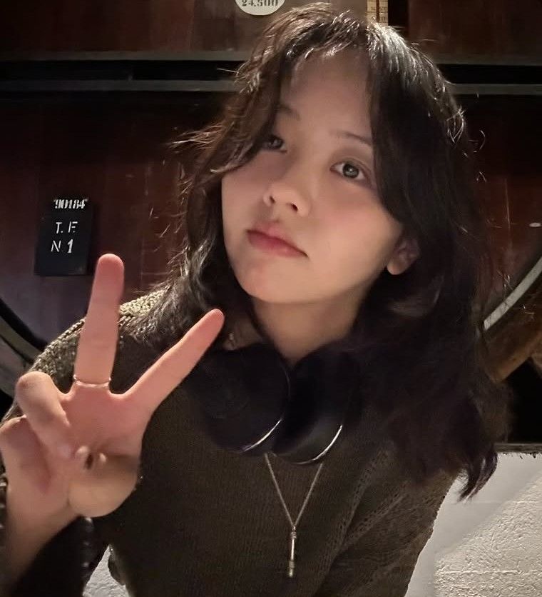 A moment captured by a fan of Kim Sohyun