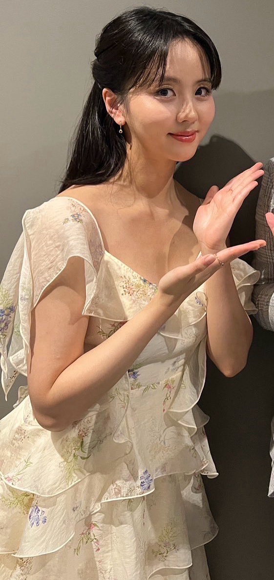 Representative background image loved by Kim Sohyun fandom