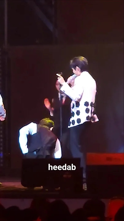 Special wallpaper made by Kim Heejae's fans