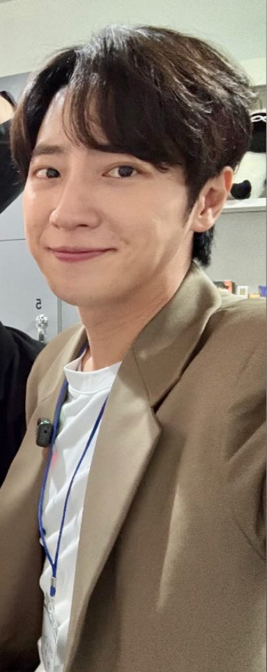 Recent activity shot of Lee Sangyeob