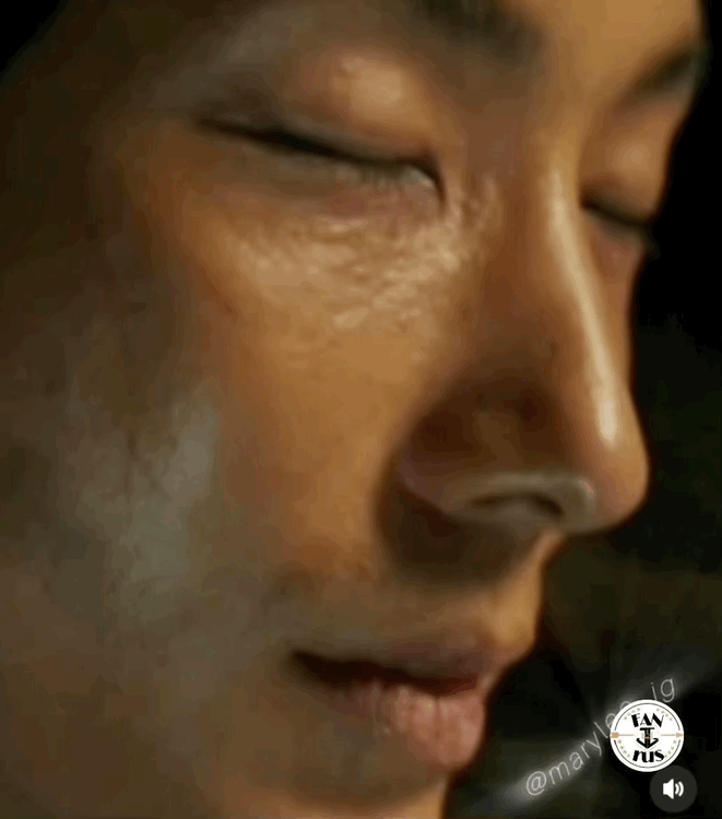 A moment captured by a fan of Lee Joongi