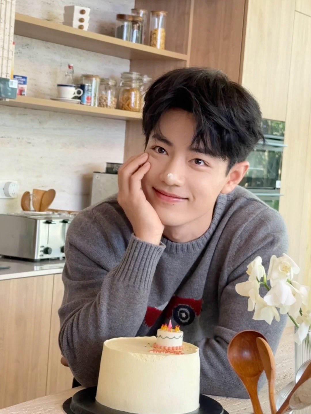 Latest photo of Xiao Zhan