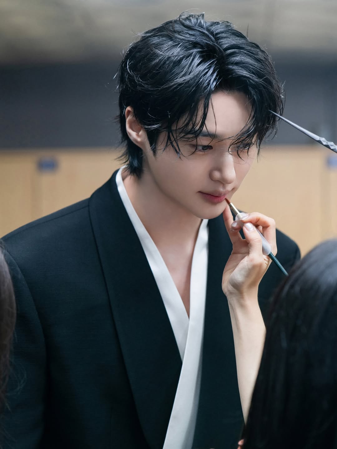 Behind-the-scenes cut of Byeon Wooseok
