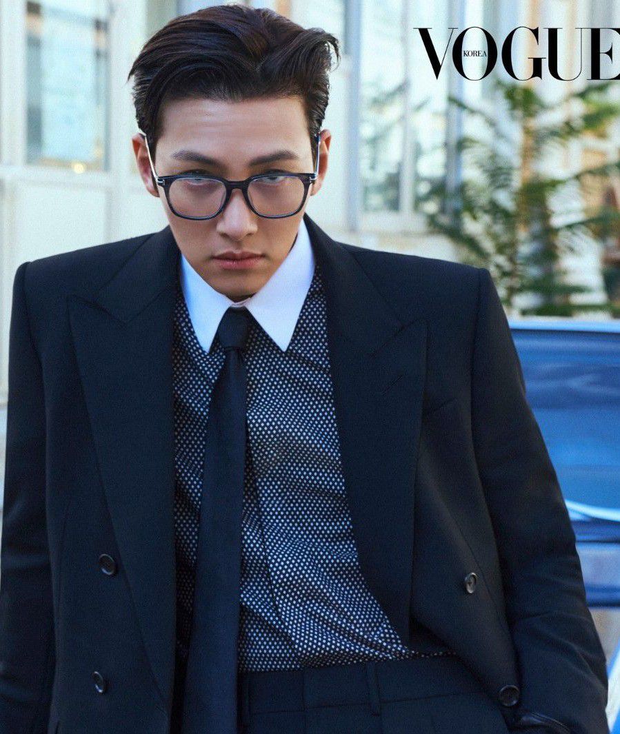 粉丝拍下的池昌旭瞬间