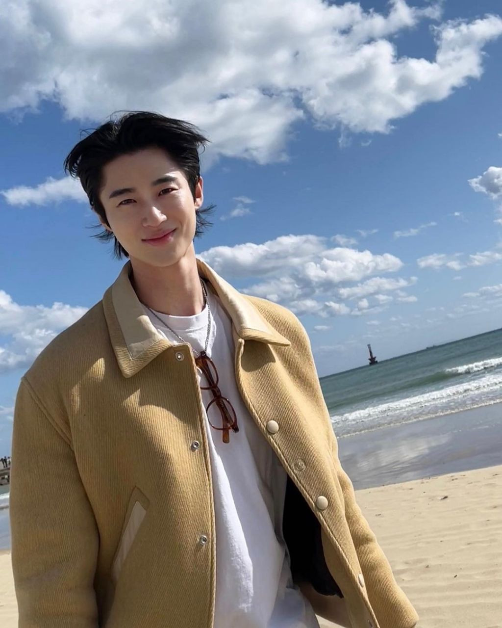 Recent activity shot of Byeon Wooseok