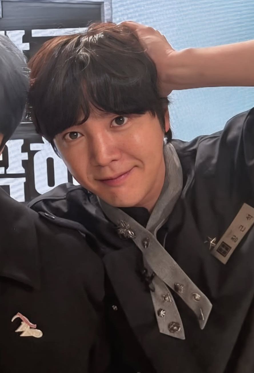 Recent activity shot of Jang Geunsuk