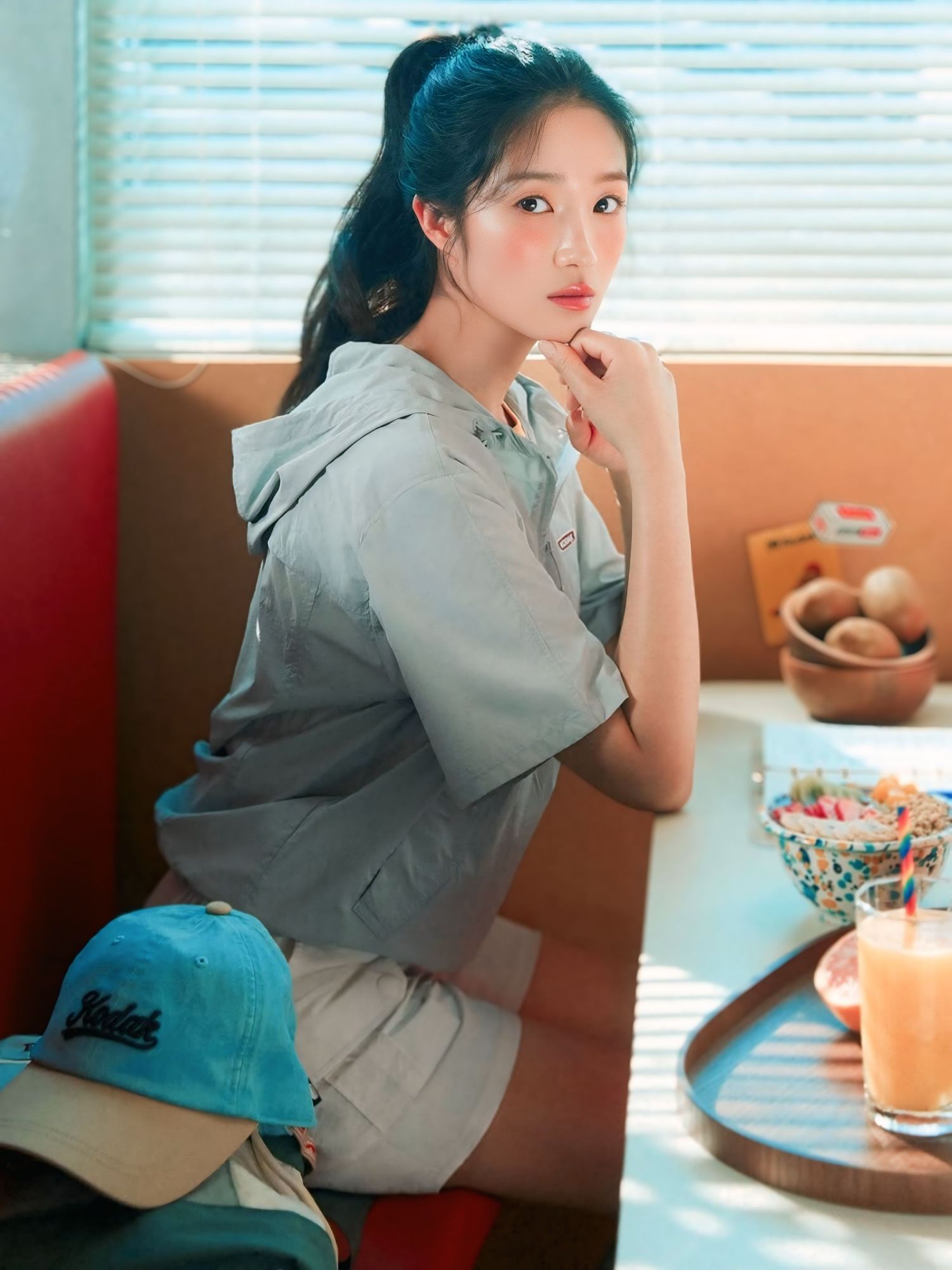 Latest photo of Kim Hyeyoon