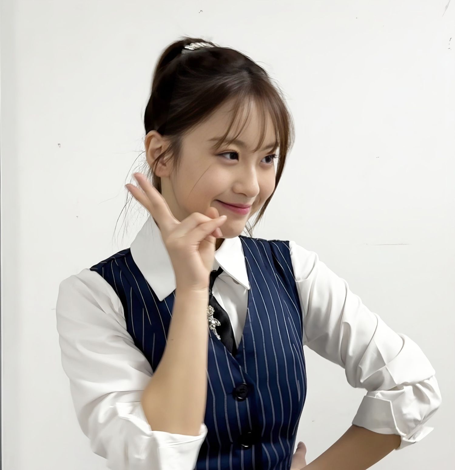 Behind-the-scenes cut of Oh Yujin