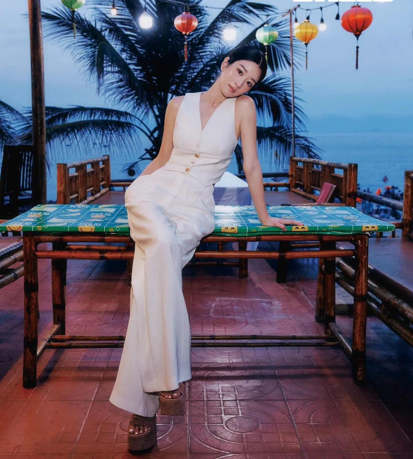 Behind-the-scenes cut of Seo Yeaji