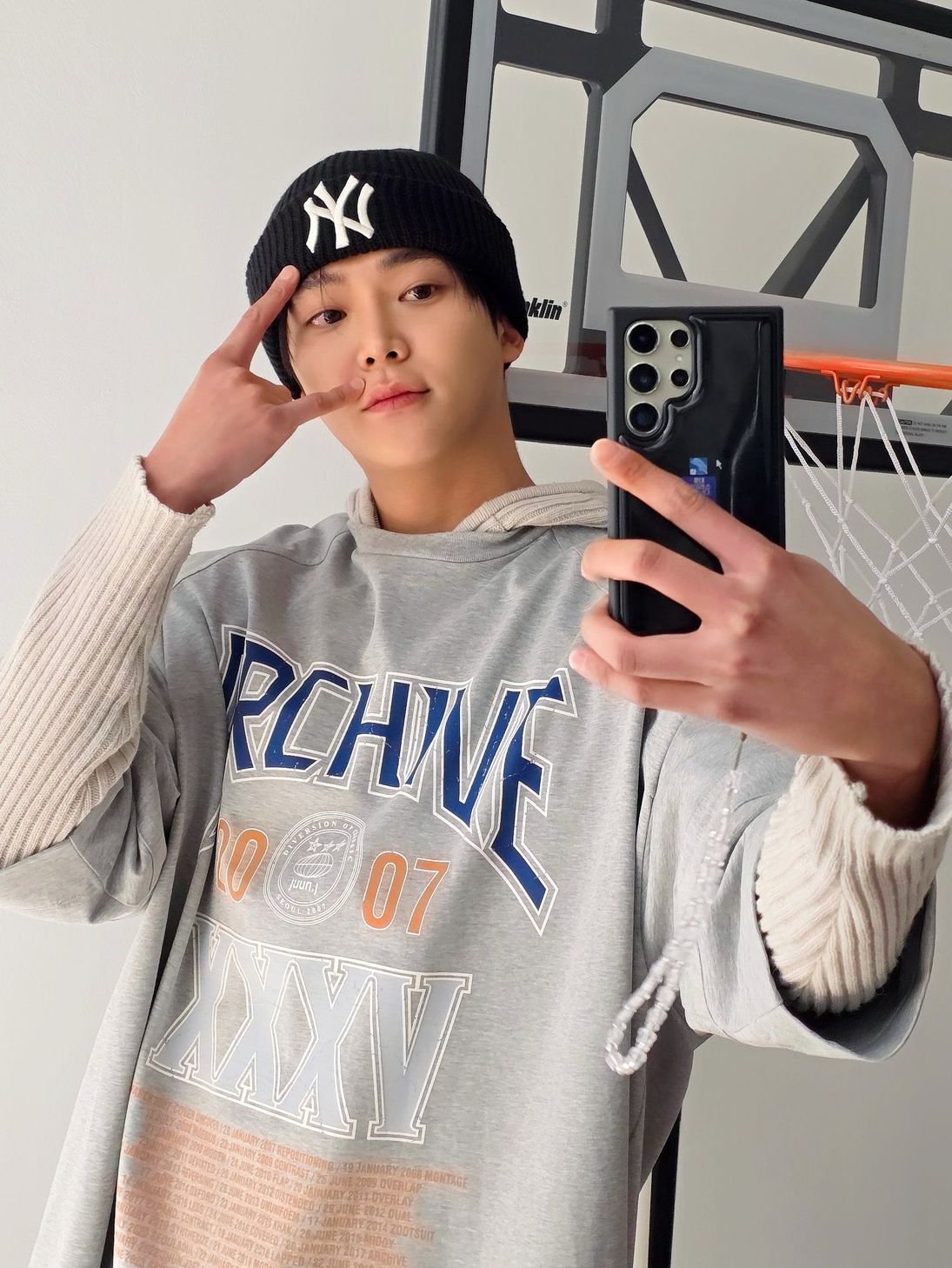 Foto kegiatan terbaru dari Rowoon