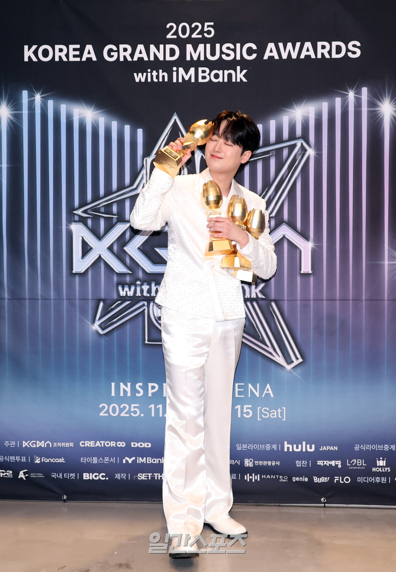 イ・チャンウォンのビハインドカット