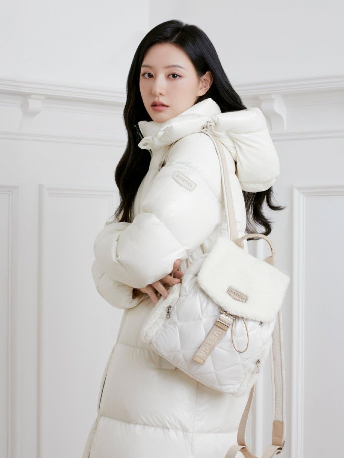 A moment captured by a fan of Kim Jiwon