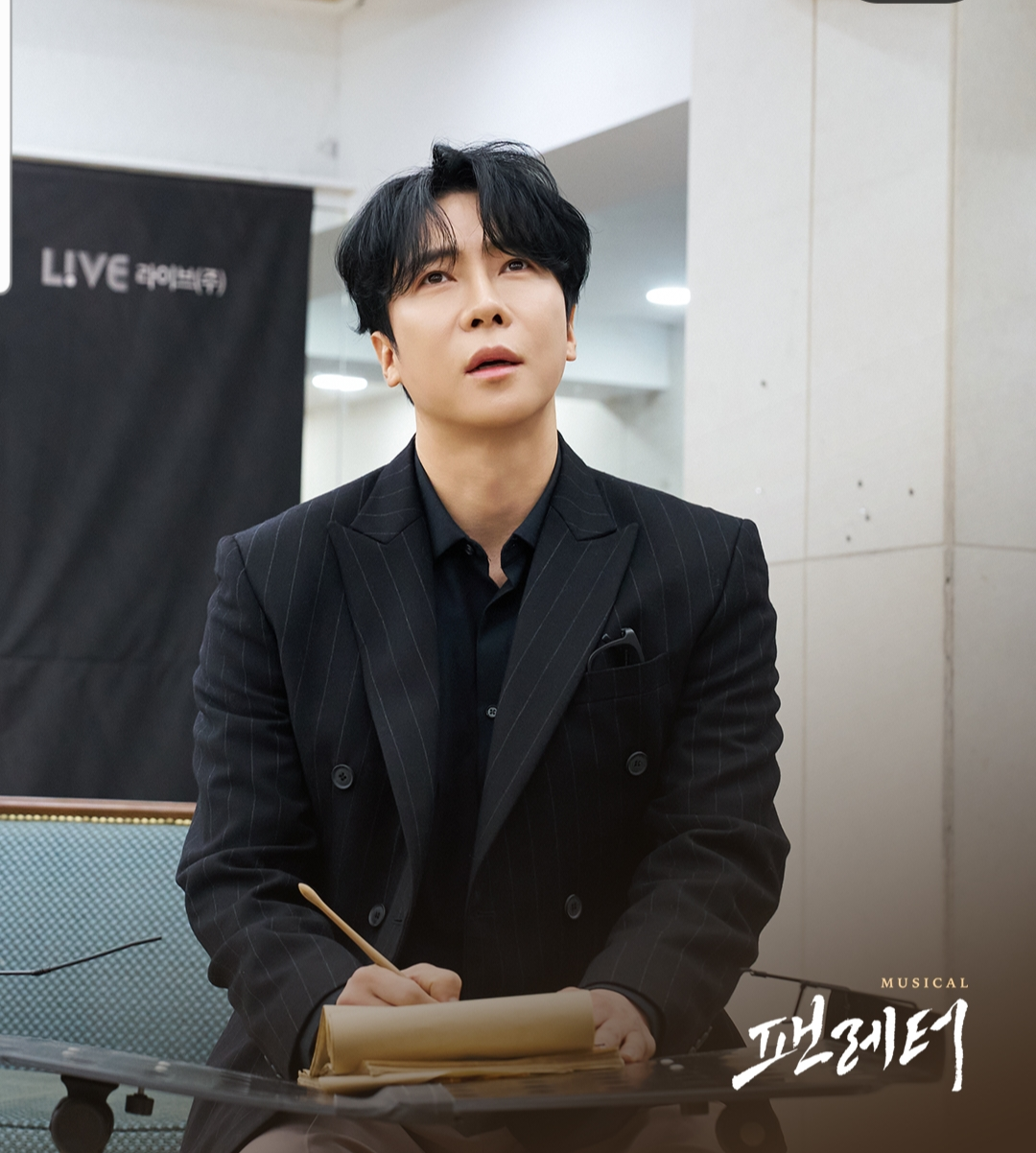 Behind-the-scenes cut of Enoch