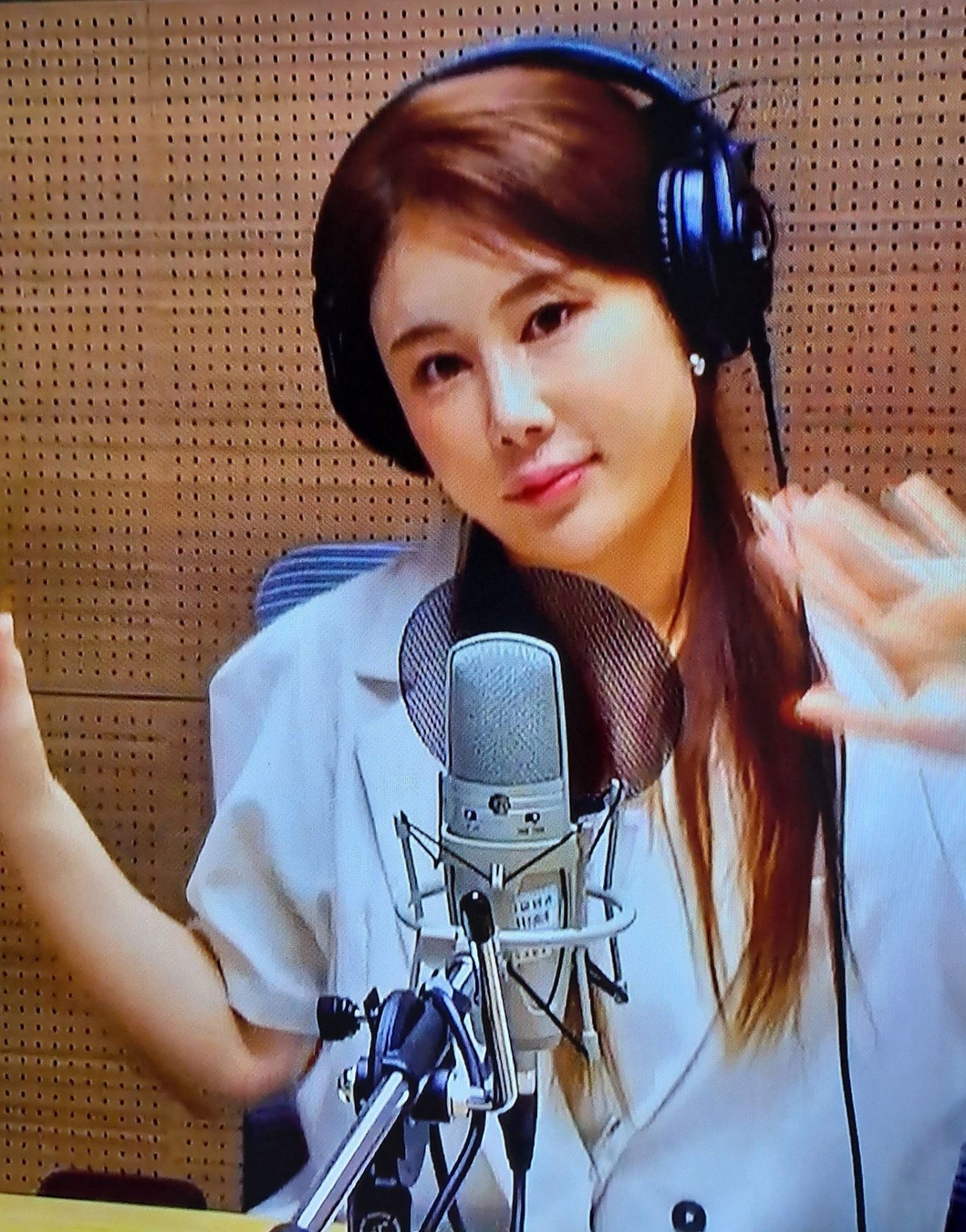 A moment captured by a fan of Kim Soyou