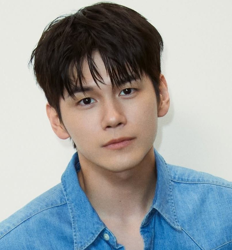 옹성우 최근 활동샷