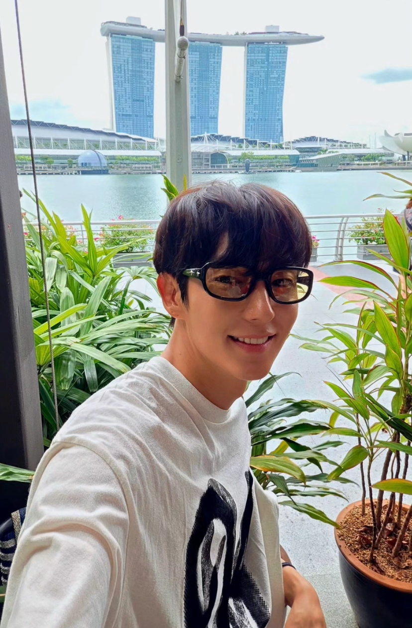 Latest photo of Lee Joongi