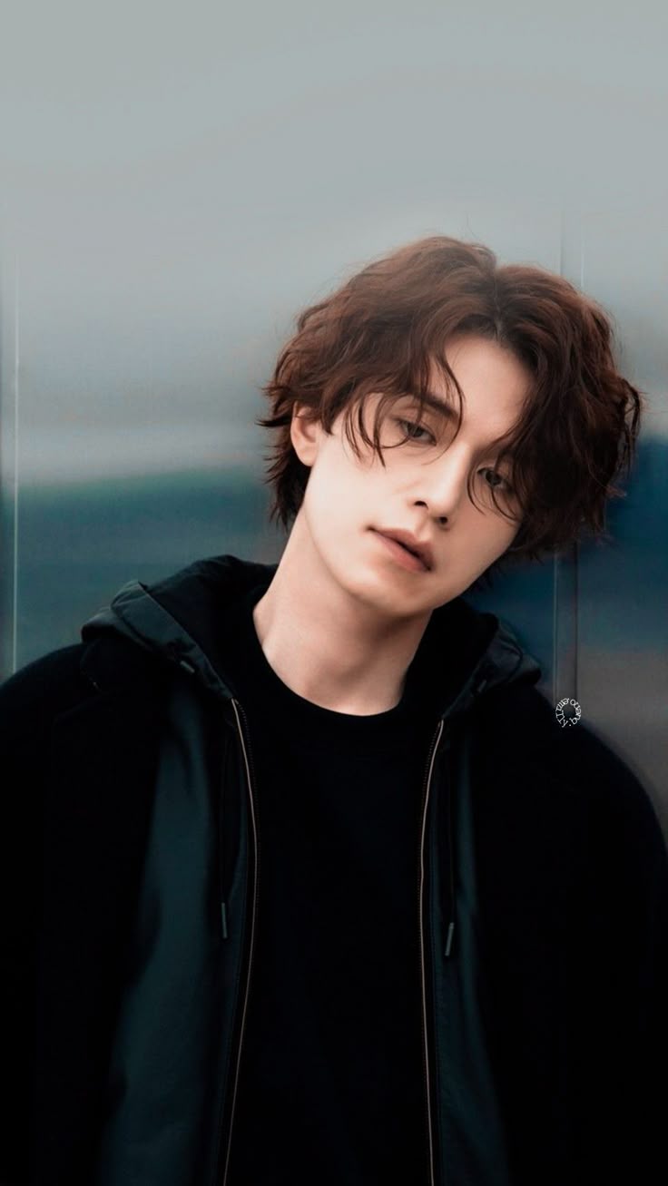 Today's popular wallpaper in Lee Dongwook community