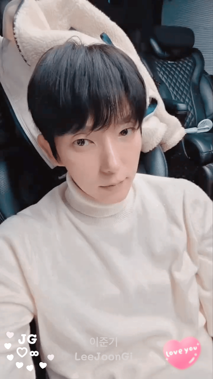 Recent activity shot of Lee Joongi