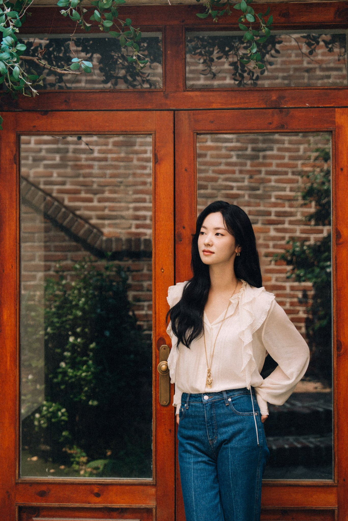 Recent activity shot of Jeon Yeobeen