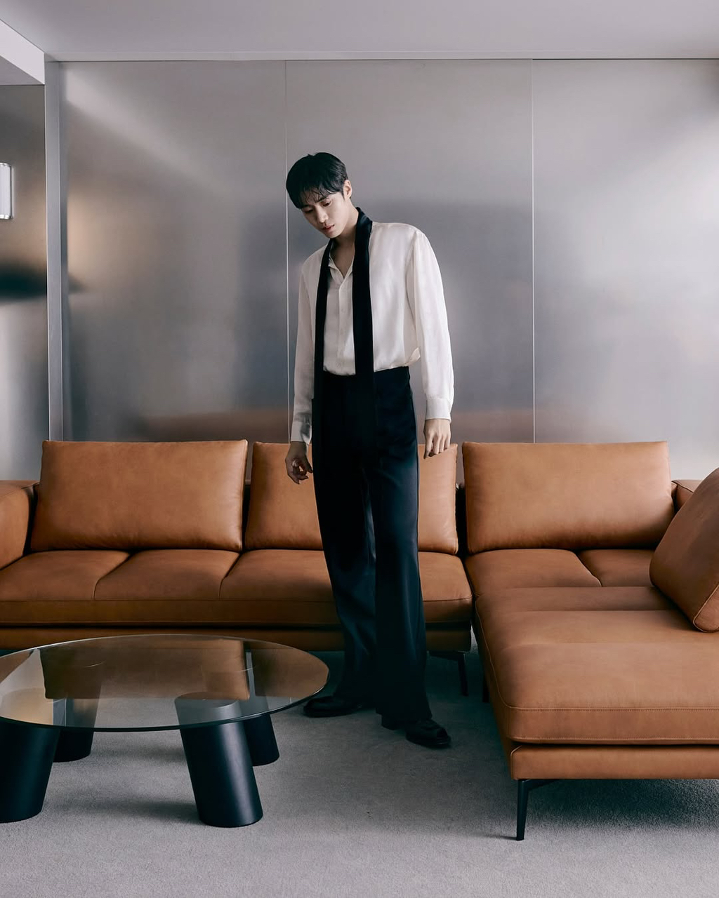 Behind-the-scenes cut of Choo Youngwoo