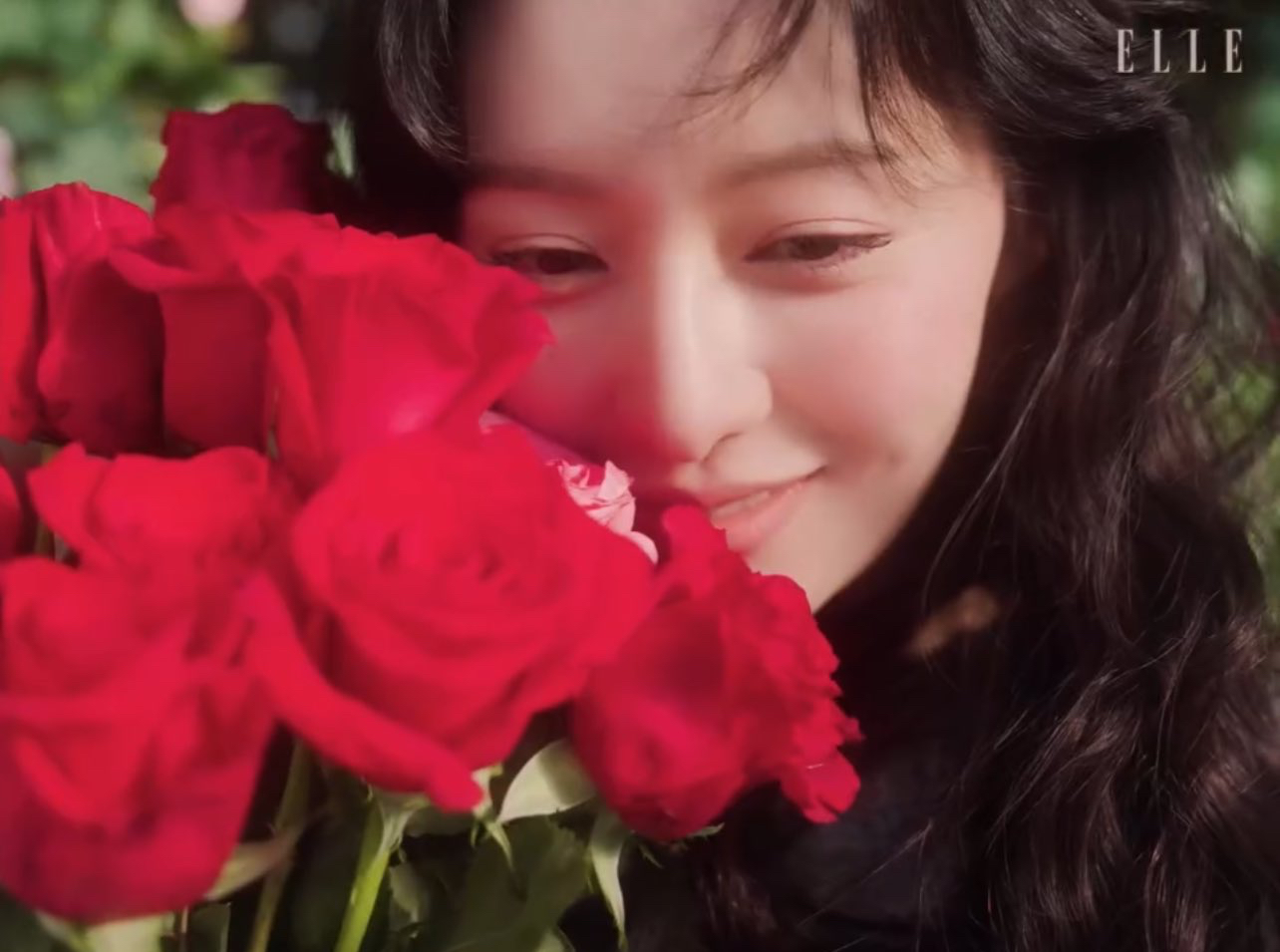 Behind-the-scenes cut of Kim Jiwon