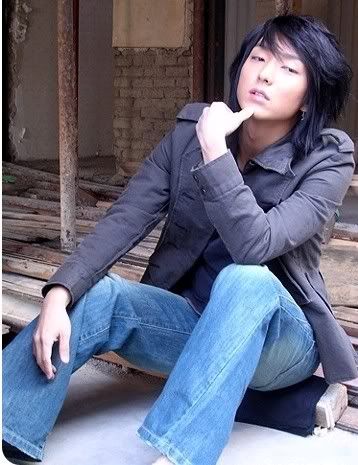 Recent activity shot of Lee Joongi