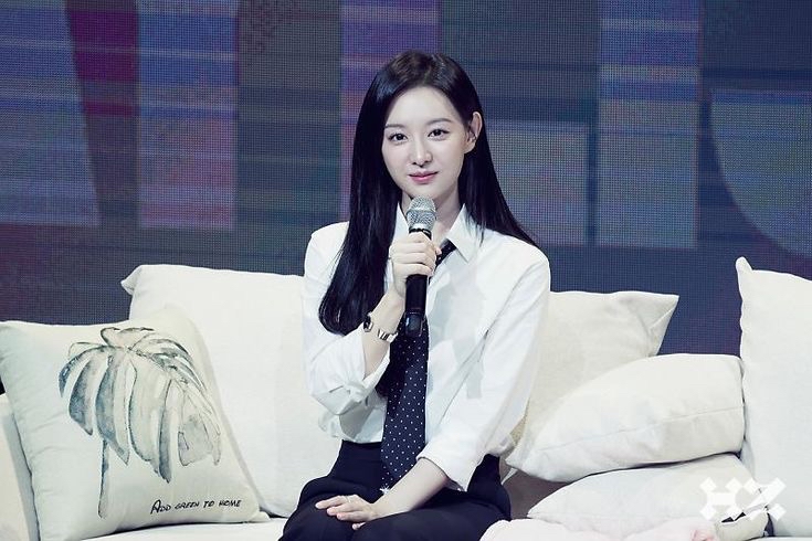 Recent activity shot of Kim Jiwon