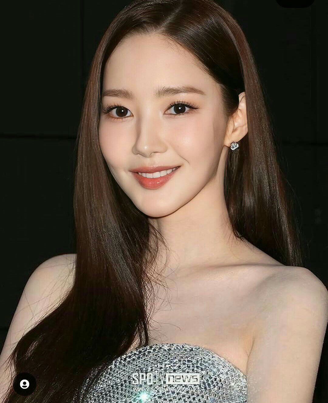 Latest photo of Park Minyoung