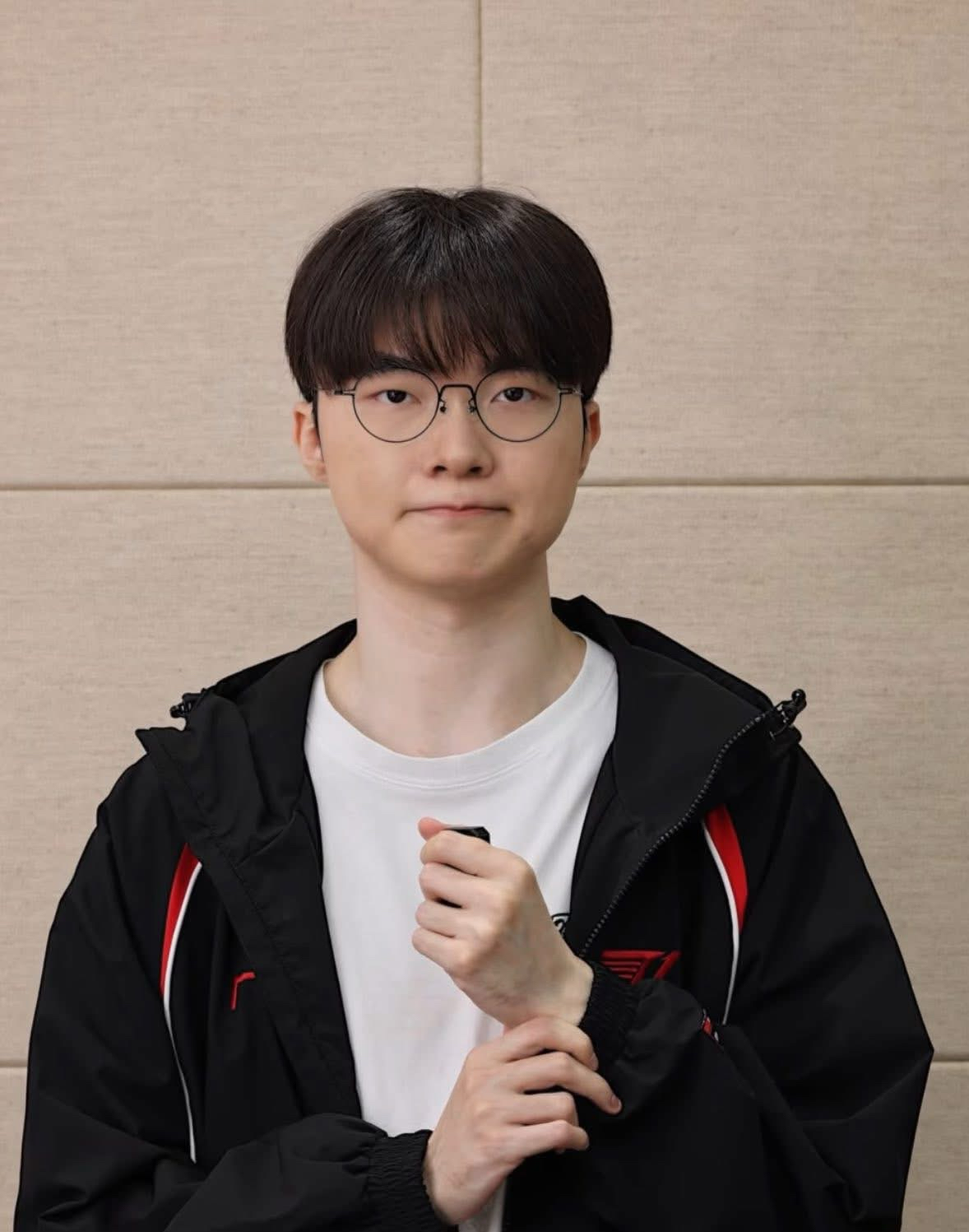 A moment captured by a fan of Faker