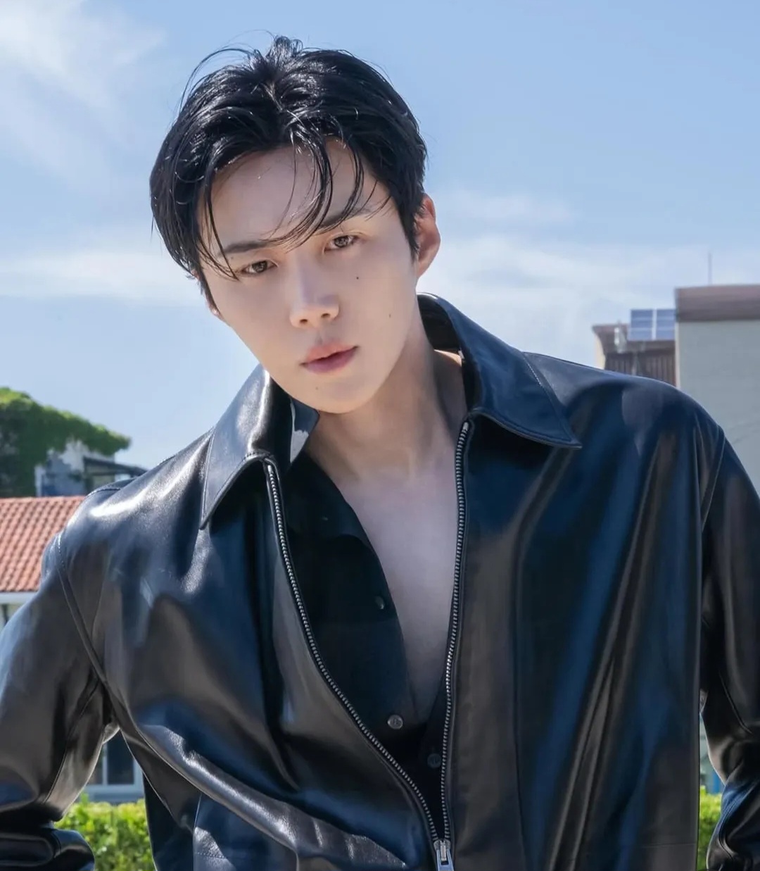 Latest photo of Kim Seonho