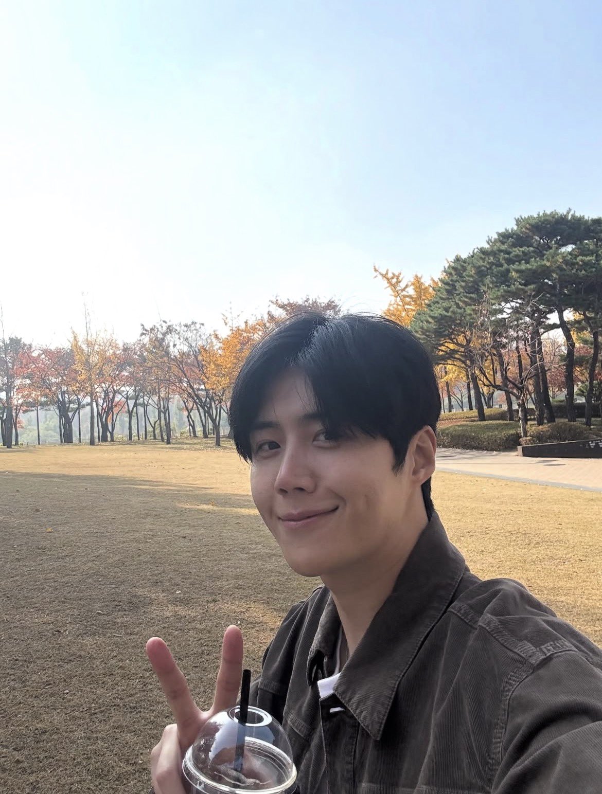 A moment captured by a fan of Kim Seonho