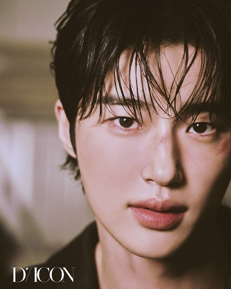 Behind-the-scenes cut of Byeon Wooseok