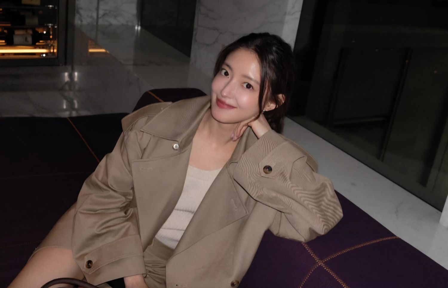 Behind-the-scenes cut of Lee Seyoung