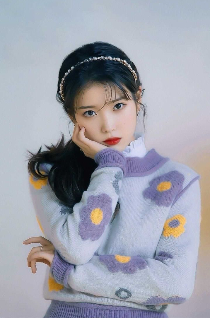 A moment captured by a fan of IU