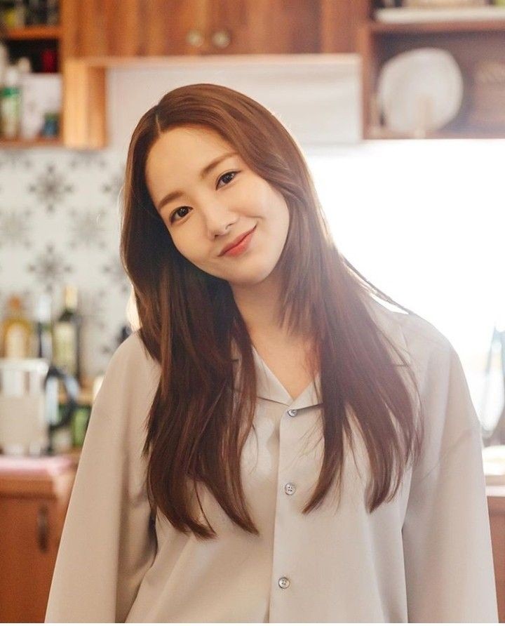 Latest photo of Park Minyoung