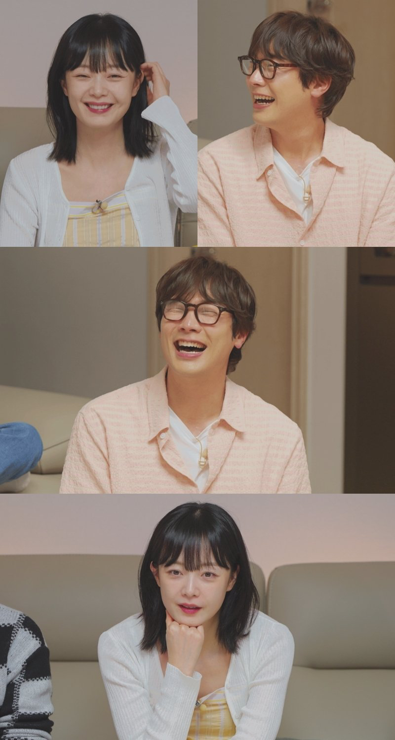 Special wallpaper made by Jeon Somin's fans