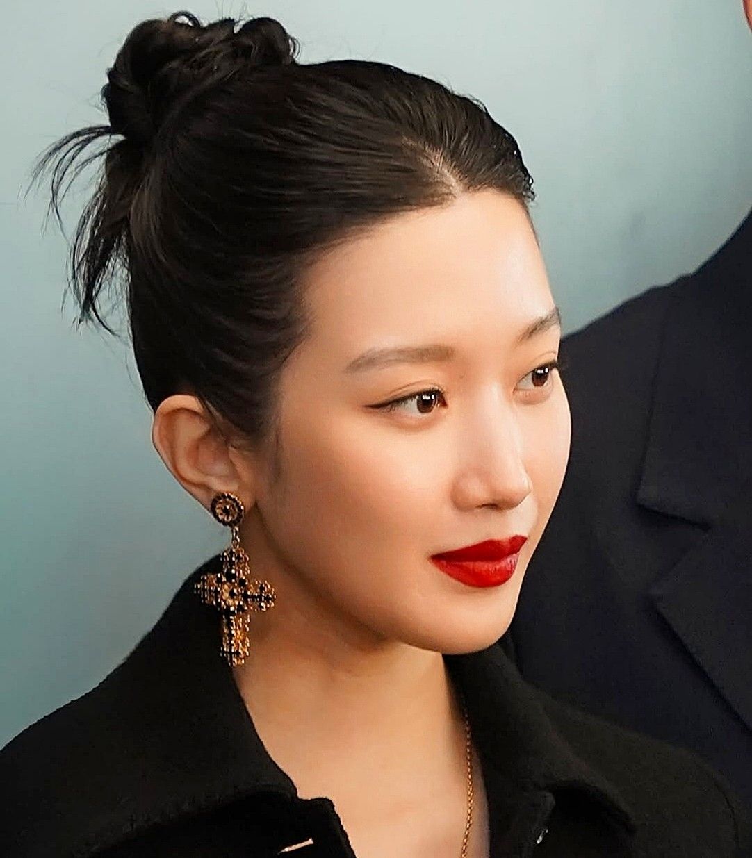 Behind-the-scenes cut of Mun Kayoung