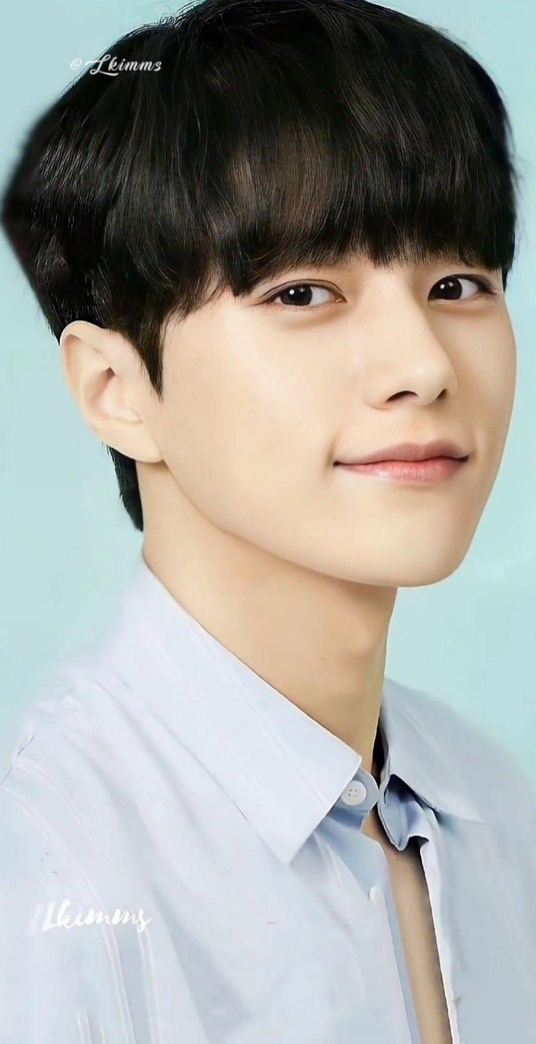 Today's popular wallpaper in Kim Myungsoo (L) community