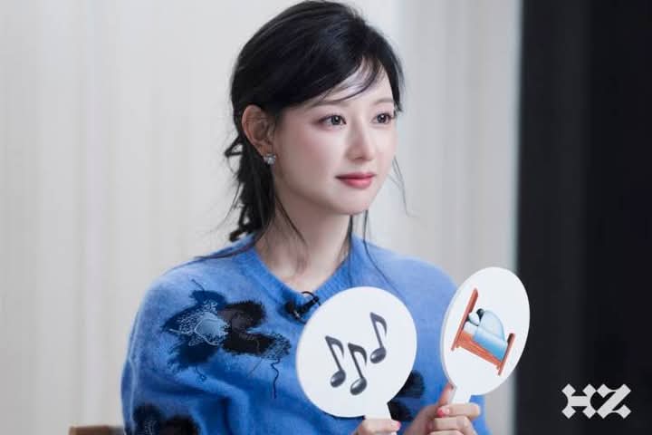Behind-the-scenes cut of Kim Jiwon