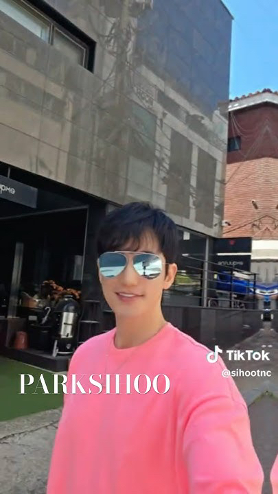 Behind-the-scenes cut of Park Sihoo
