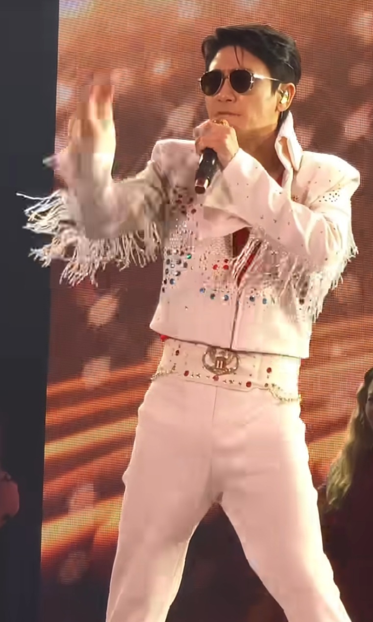 Young Tak background image recommended by Choeaedol Celeb fandom