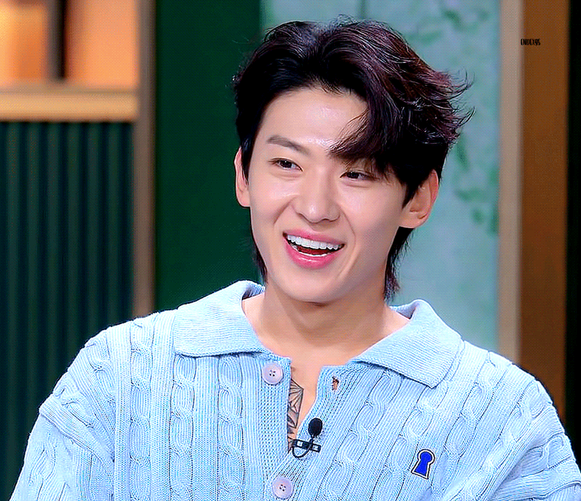 A moment captured by a fan of Dex