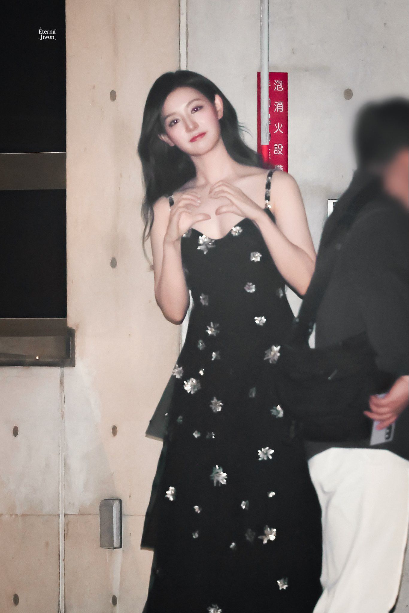 김지원 최근 활동샷