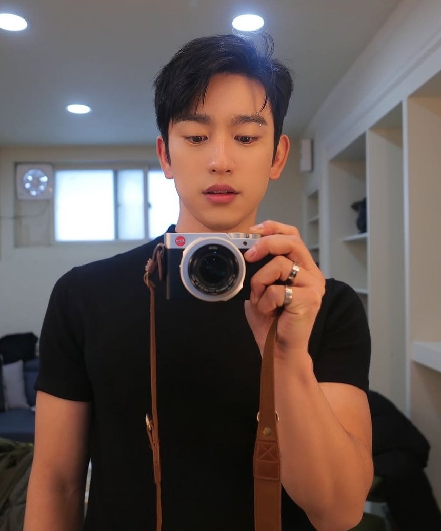 パク・ジニョンのビハインドカット